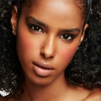 Румяна для лица MAC Glow Play Blush Groovy фото №3 — интернет-магазин Desire.md