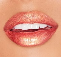 Luciu de buze MAC Grand Illusion Liquid Lipcolour Twinkle Twink imaginea #3 — magazin online Desire.md