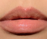 Luciu de buze MAC Lipglass Myth imaginea #3 — magazin online Desire.md