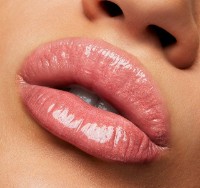 Luciu de buze MAC Lipglass Please Me imaginea #3 — magazin online Desire.md