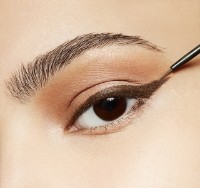 Подводка для глаз MAC Liquidlast Liner Coco Bar фото №3 — интернет-магазин Desire.md