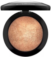 Пудра для лица MAC Mineralize Skinfinish Gold Deposit фото №1 — интернет-магазин Desire.md