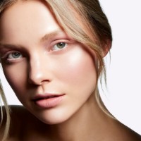 Pudra pentru față MAC Mineralize Skinfinish Soft & Gentle imaginea #3 — magazin online Desire.md