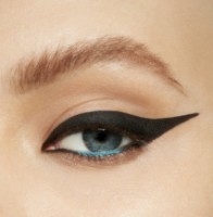 Подводка для глаз MAC Pro Longwear Fluidline Blacktrack фото №2 — интернет-магазин Desire.md