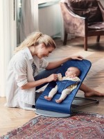 Șezlong pentru bebeluși BabyBjorn Bliss Midnight Blue (006015A) imaginea #5 — magazin online Desire.md