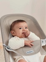 Șezlong pentru bebeluși BabyBjorn Soft Grey Beige/White (005144A) imaginea #5 — magazin online Desire.md