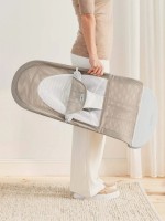 Șezlong pentru bebeluși BabyBjorn Soft Grey Beige/White (005144A) imaginea #9 — magazin online Desire.md