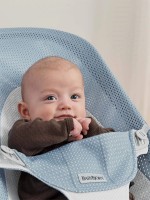 Șezlong pentru bebeluși BabyBjorn Soft Sky Blue/White (005143A)