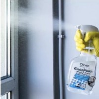Профессиональное чистящее средство для мытья окон Clinex Glass Foam 650ml фото №2 — интернет-магазин Desire.md