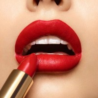 Ruj de buze Yves Saint Laurent Rouge Pur Couture 01 imaginea #2 — magazin online Desire.md