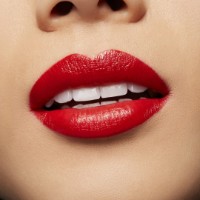 Помада для губ MAC Love Me Liquid Lipcolour Yeah I'm Fancy фото №3 — интернет-магазин Desire.md