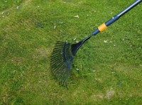 Грабли Fiskars 1000644 фото №2 — интернет-магазин Desire.md