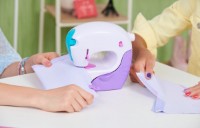 Mașină de cusut Spin Master (6063925) imaginea #4 — magazin online Desire.md