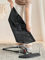 Șezlong pentru bebeluși BabyBjorn Bliss Black (006225A) imaginea #9 — magazin online Desire.md