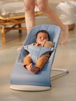 Șezlong pentru bebeluși BabyBjorn Bliss Blue (006123A)
