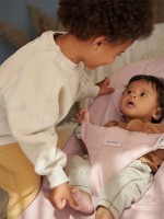 Șezlong pentru bebeluși BabyBjorn Bliss Dusty Pink (006122A) imaginea #3 — magazin online Desire.md
