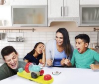 Joc educativ de masa Spin Master Game Spray Off Challenge (6059139) imaginea #2 — magazin online Desire.md