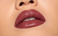Помада для губ Pupa Vamp! Lipstick 200 Tawney Red фото №2 — интернет-магазин Desire.md
