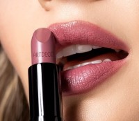 Помада для губ Artdeco Perfect Color Lipstick 817 фото №3 — интернет-магазин Desire.md