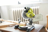 Торцовочная пила Ryobi EMS190DCL фото №4 — интернет-магазин Desire.md