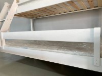 Bariera de siguranță pentru pătuț MobiCasa Mira 20mm Alb imaginea #2 — magazin online Desire.md