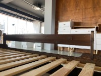 Bariera de siguranță pentru pătuț MobiCasa Ara 20mm Nut imaginea #2 — magazin online Desire.md