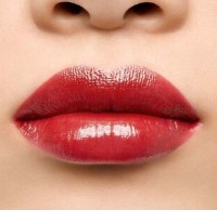 Ruj de buze Guerlain KissKiss Shine Bloom 519 Floral Brick imaginea #3 — magazin online Desire.md