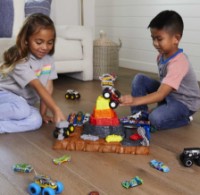 Set jucării transport Hot Wheels  Monster Trucks Arena Smashers Bone Shaker (HNB96) imaginea #4 — magazin online Desire.md