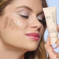 Тональный крем для лица Artdeco Light Luminous Foundation 20 фото №2 — интернет-магазин Desire.md