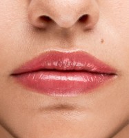 Блеск для губ Collistar Lip Gloss Volume 170 фото №2 — интернет-магазин Desire.md