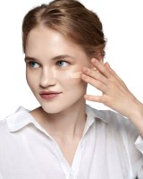 Тональный крем для лица Lamel Oh My Clear Face 402 40ml фото №3 — интернет-магазин Desire.md