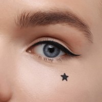 Подводка для глаз Lamel Oh My Stamp Liner 402 фото №3 — интернет-магазин Desire.md