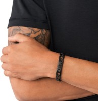 Браслет Armani Exchange AXG0079001 фото №3 — интернет-магазин Desire.md