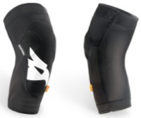 Orteză pentru genunchi Bluegrass Skinny D30 Knee Pad L imaginea #1 — magazin online Desire.md