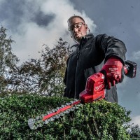 Mașina de tuns gard viu cu acumulator Milwaukee M12FHT20-0 imaginea #5 — magazin online Desire.md