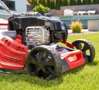 Maşina de tuns gazonul pe benzină AL-KO Premium 473SP-B imaginea #4 — magazin online Desire.md