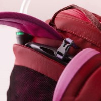 Рюкзак Osprey Jet 12 Cosmic Red фото №5 — интернет-магазин Desire.md