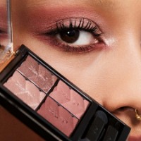 Тени для век Yves Saint Laurent Couture Mini Clutch 500 Medina Glow фото №2 — интернет-магазин Desire.md