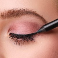 Карандаш для глаз Artdeco Metallic Eye Liner Long-Lasting 25 фото №2 — интернет-магазин Desire.md