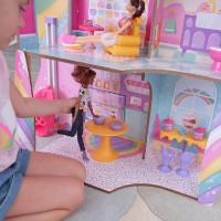 Căsuță pentru păpuși Kidkraft Candy Castle Dollhouse (20242-MSN) imaginea #2 — magazin online Desire.md