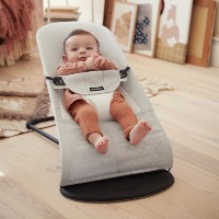 Șezlong pentru bebeluși BabyBjorn Balance Silver White Mesh (005029A) imaginea #4 — magazin online Desire.md