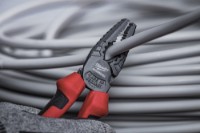 Плоскогубцы Milwaukee 4932492461 фото №3 — интернет-магазин Desire.md