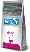 Hrană uscată pentru pisici Farmina Vet Life Cat Struvite 2kg