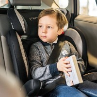 Детское автокресло Momi Quick Fix Black фото №8 — интернет-магазин Desire.md