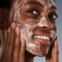 Очищающее средство для лица Estee Lauder Advanced Night Cleansing Gelee 100ml фото №3 — интернет-магазин Desire.md