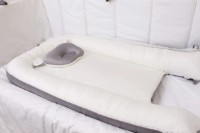 Гнездо для малыша Perna Mea Satin Grey фото №5 — интернет-магазин Desire.md