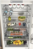 Встраиваемый холодильник Whirlpool WHSP70 T121