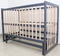 Кроватка Кузя София Антрацит Натур на маятнике фото №1 — интернет-магазин Desire.md