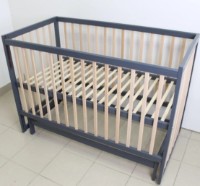 Кроватка Кузя София Антрацит Натур на маятнике фото №2 — интернет-магазин Desire.md