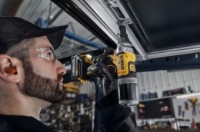 Заклёпочник DeWalt DCF414NT фото №4 — интернет-магазин Desire.md